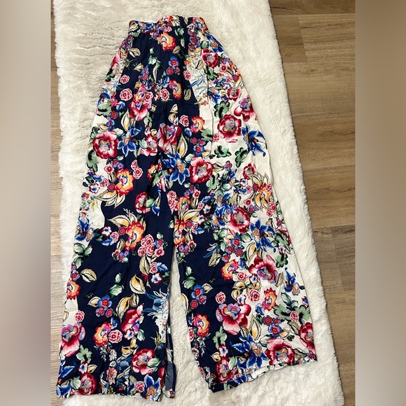 Johnny Was Maya Cover Up Butterfly Wrap Floral Pants - Picture 3 of 7